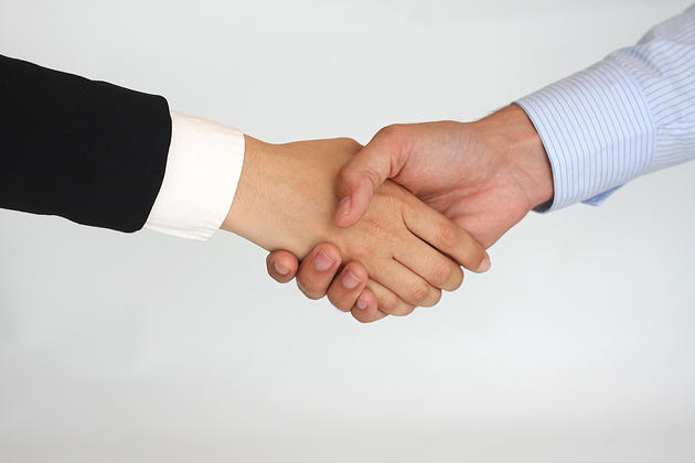 Alternative Fee Arrangements Pros Cons DoeLEGAL Inc alternative-fee-arrangements-pros-cons-doelegal-inc